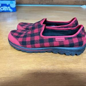 Sketchers Go Walk buffalo plaid